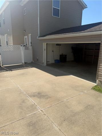 2213 10th Street Cuyahoga Falls OH 44221