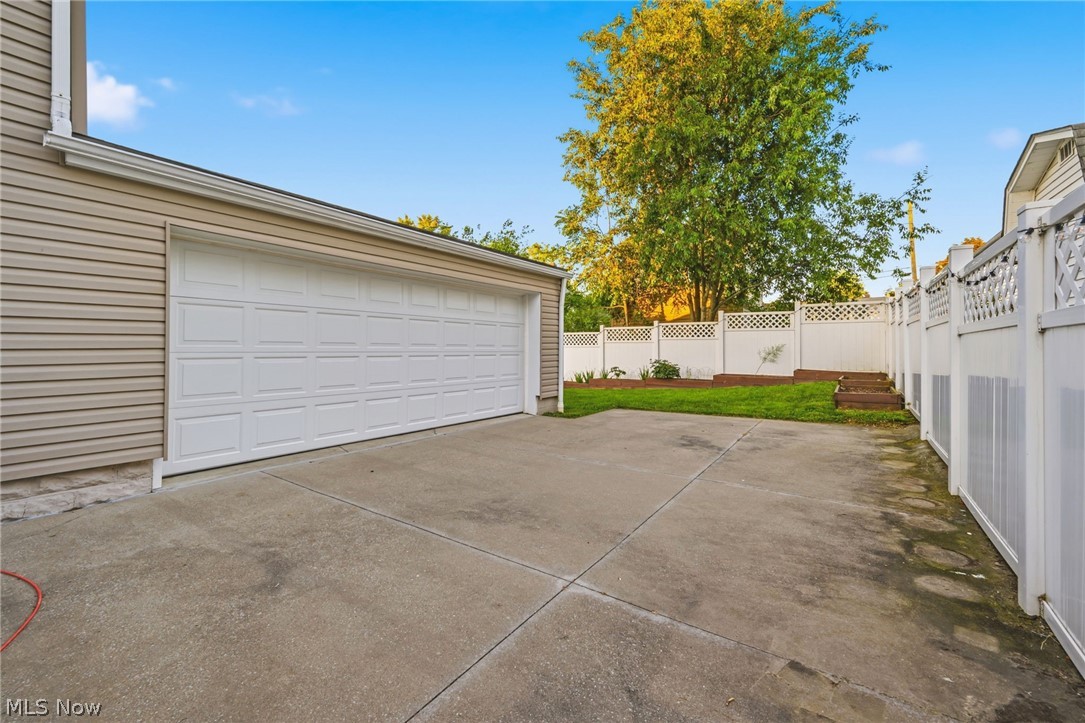 2213 10th Street Cuyahoga Falls OH 44221