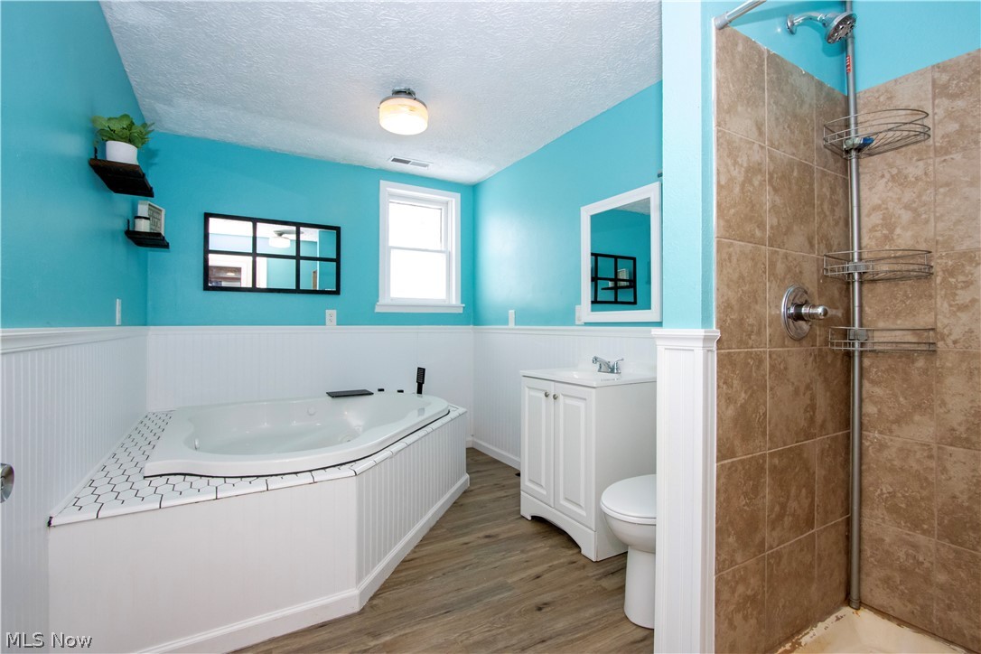 1320 Lake Drive Ashland OH 44805