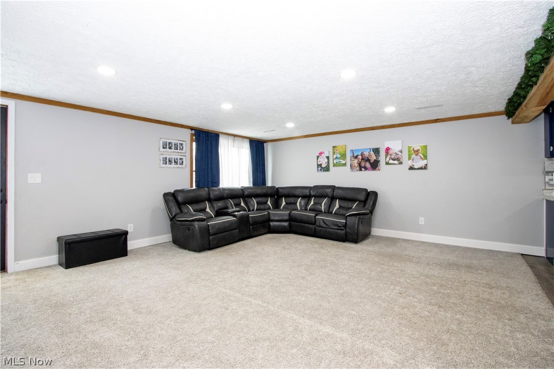 1320 Lake Drive Ashland OH 44805