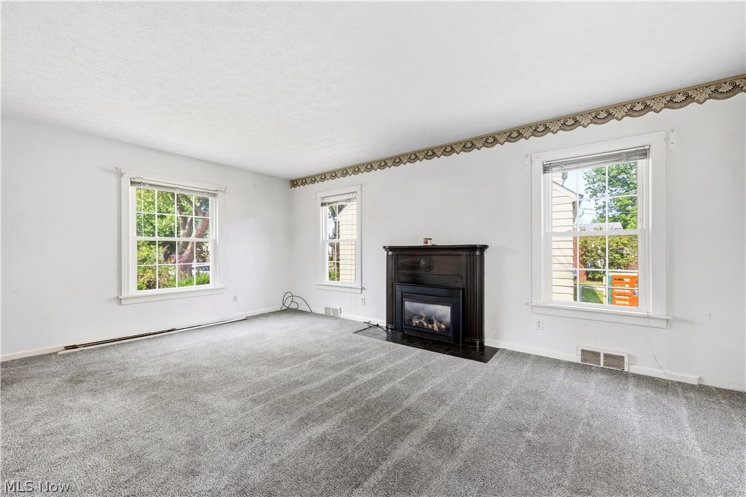 28707 Gilchrist Drive Willowick OH 44095