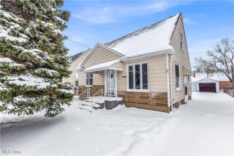 14308 Corridon Avenue Maple Heights OH 44137