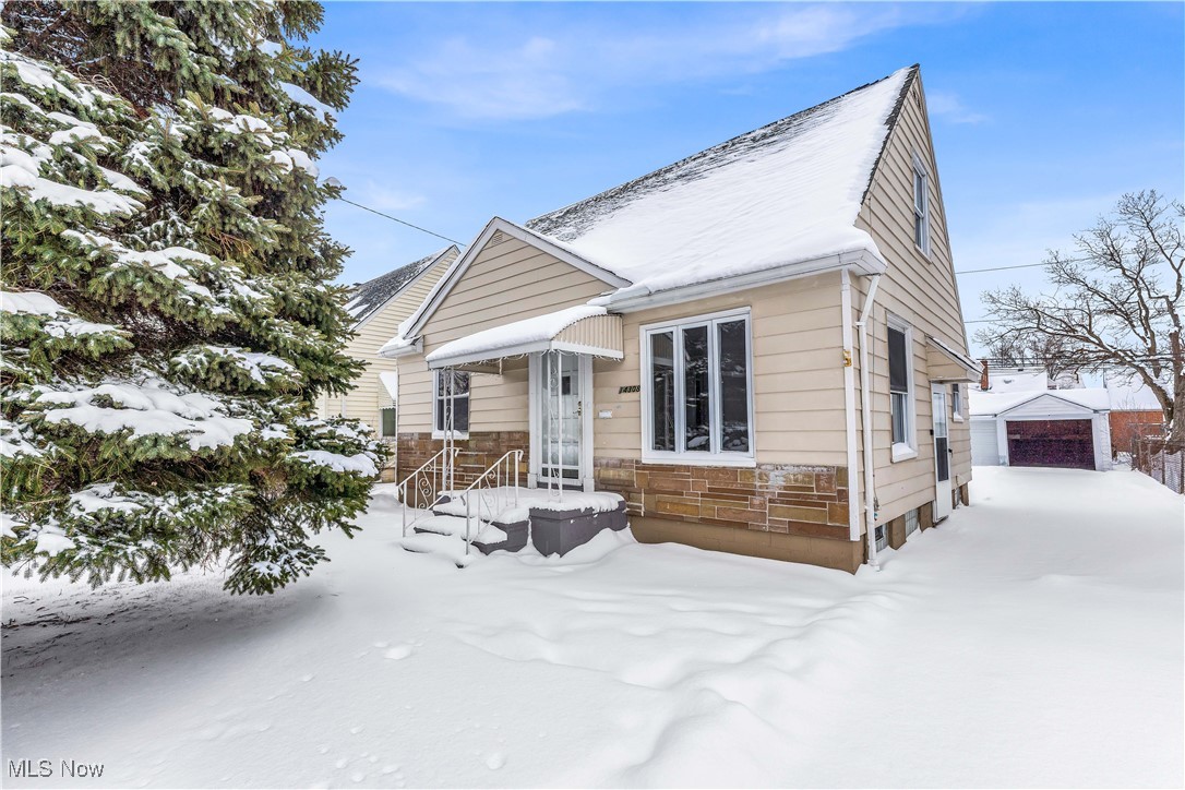 14308 Corridon Avenue Maple Heights OH 44137