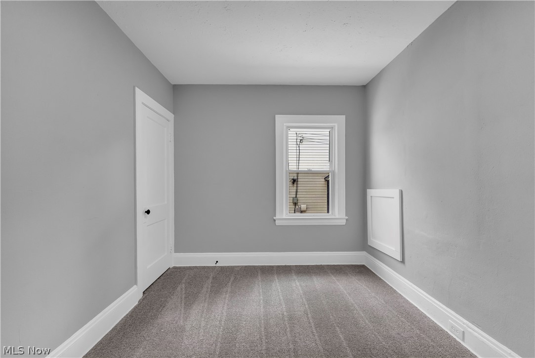 13722 Saybrook Avenue Garfield Heights OH 44105