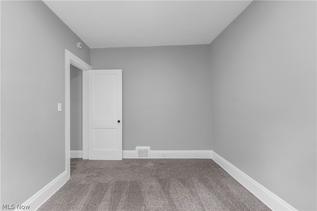 13722 Saybrook Avenue Garfield Heights OH 44105