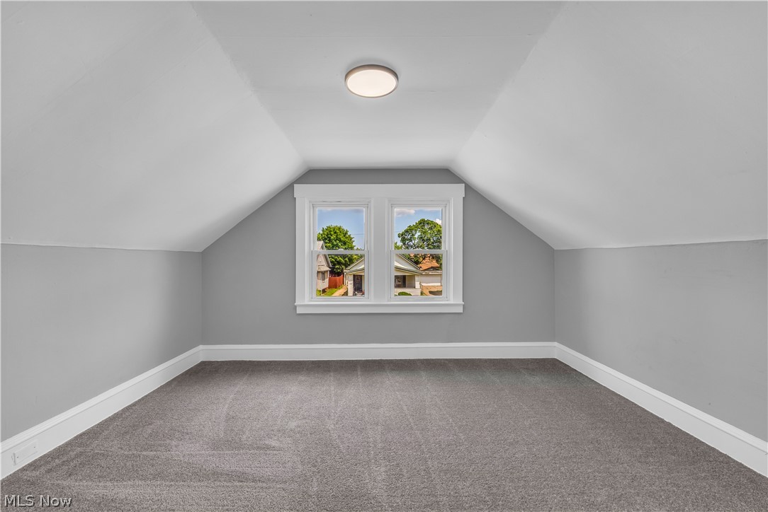 13722 Saybrook Avenue Garfield Heights OH 44105