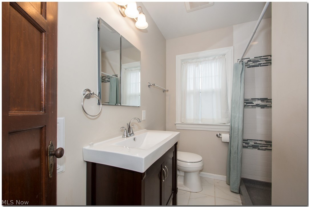 2472 E 126th Street Cleveland OH 44120