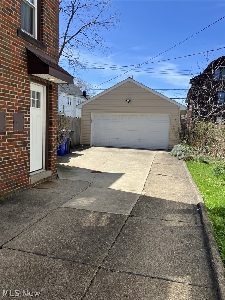 2472 E 126th Street Cleveland OH 44120