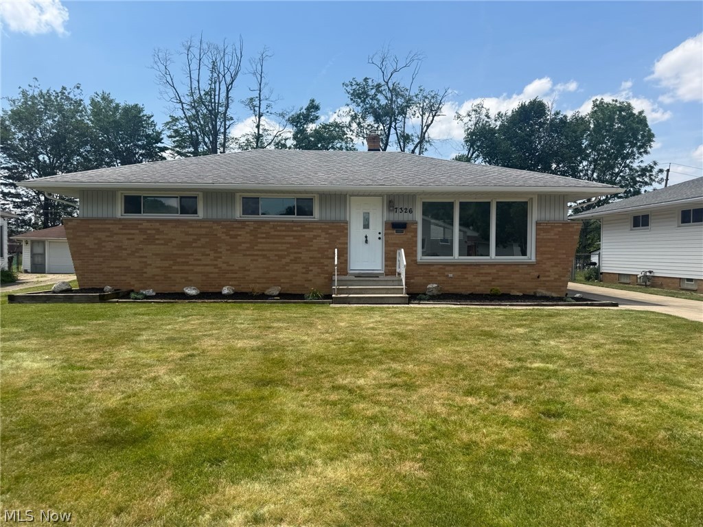 7326 Dell Haven Drive Parma OH 44130