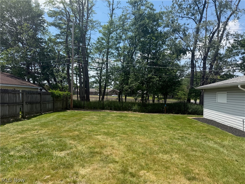 7326 Dell Haven Drive Parma OH 44130
