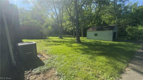 86 Ferncliff Avenue Youngstown OH 44512