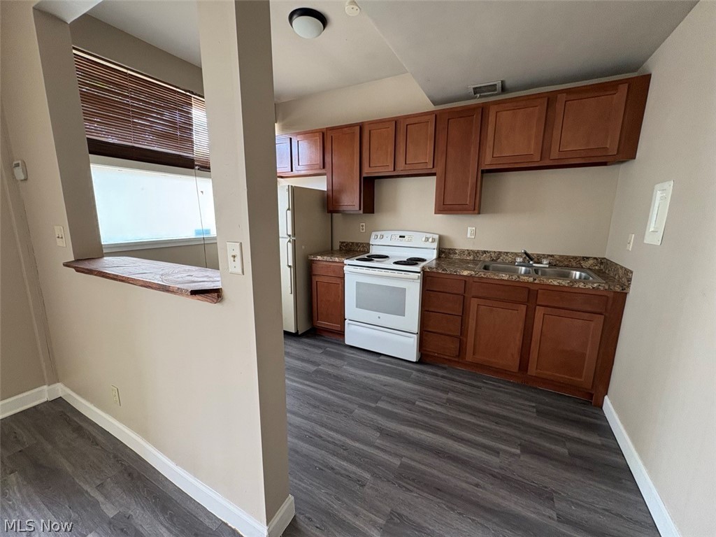 777 E Market Street Akron OH 44305