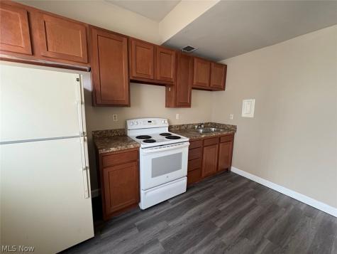 777 E Market Street Akron OH 44305