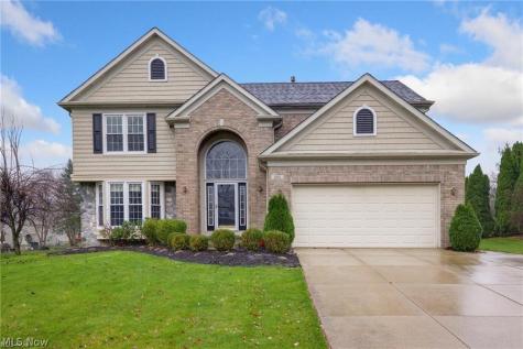 2313 Champion Trail Twinsburg OH 44087