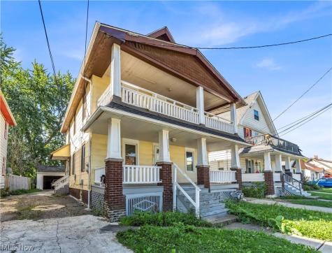 13105 Carrington Avenue Cleveland OH 44135