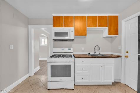 3407 W 91st Street Cleveland OH 44102