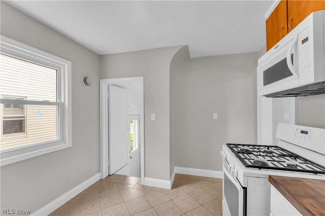 3407 W 91st Street Cleveland OH 44102