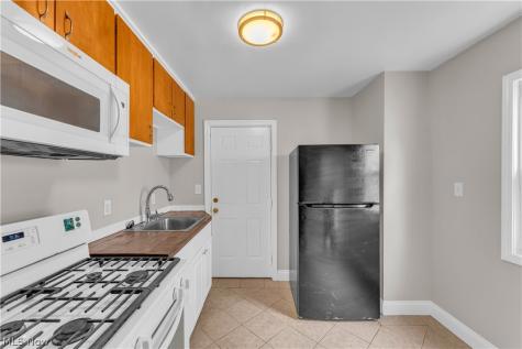 3407 W 91st Street Cleveland OH 44102