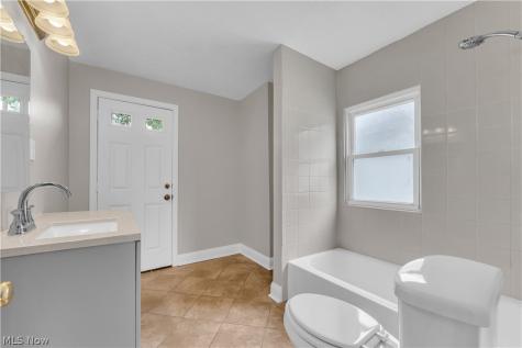 3407 W 91st Street Cleveland OH 44102