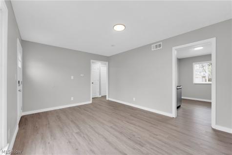 12804 Kirton Avenue Cleveland OH 44135