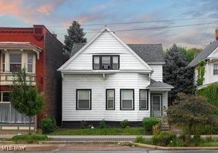 5213 Fleet Avenue Cleveland OH 44105