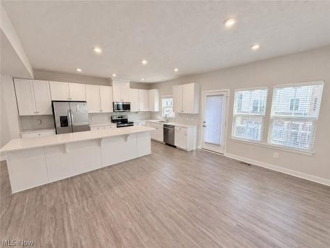 1470 Caymus Court Avon OH 44011