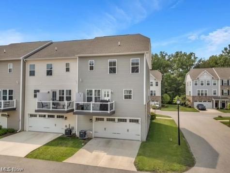 1470 Caymus Court Avon OH 44011