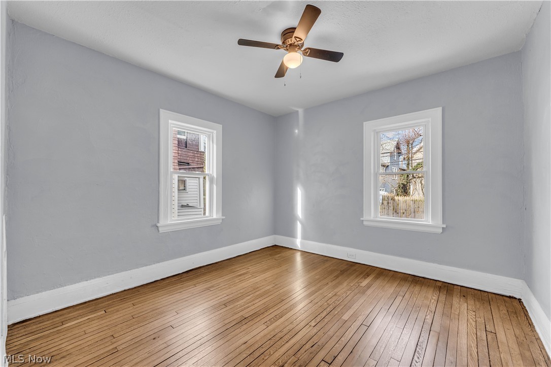 11913 Buckingham Avenue Cleveland OH 44120