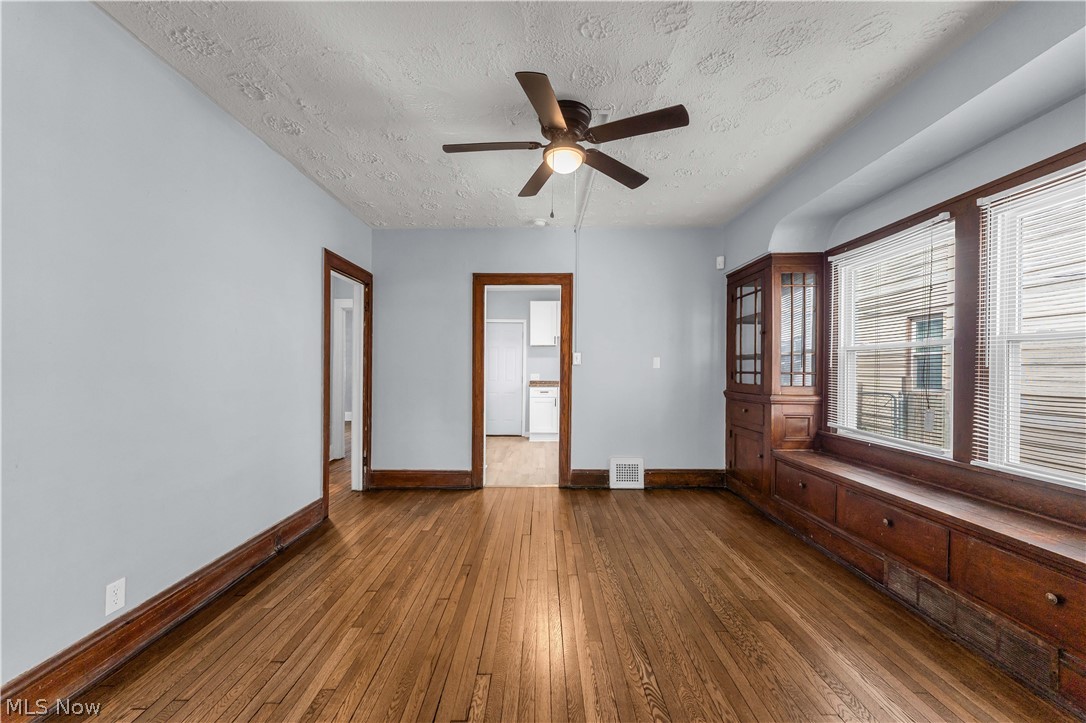 11913 Buckingham Avenue Cleveland OH 44120