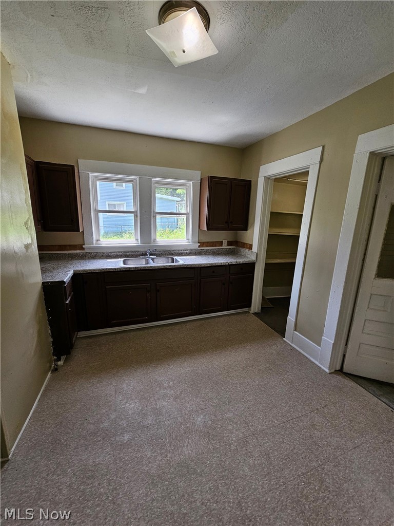 344 Fuller Street Akron OH 44306