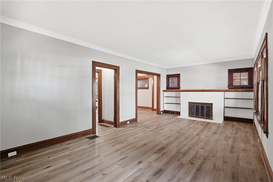 1539 Elbur Avenue Lakewood OH 44107