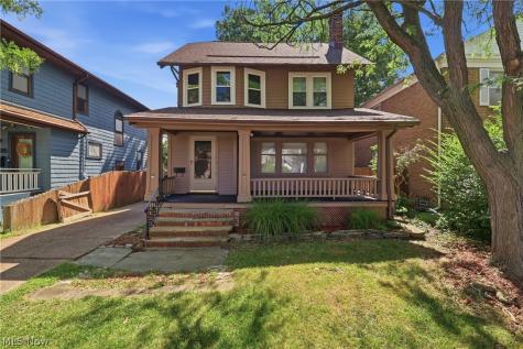 1539 Elbur Avenue Lakewood OH 44107