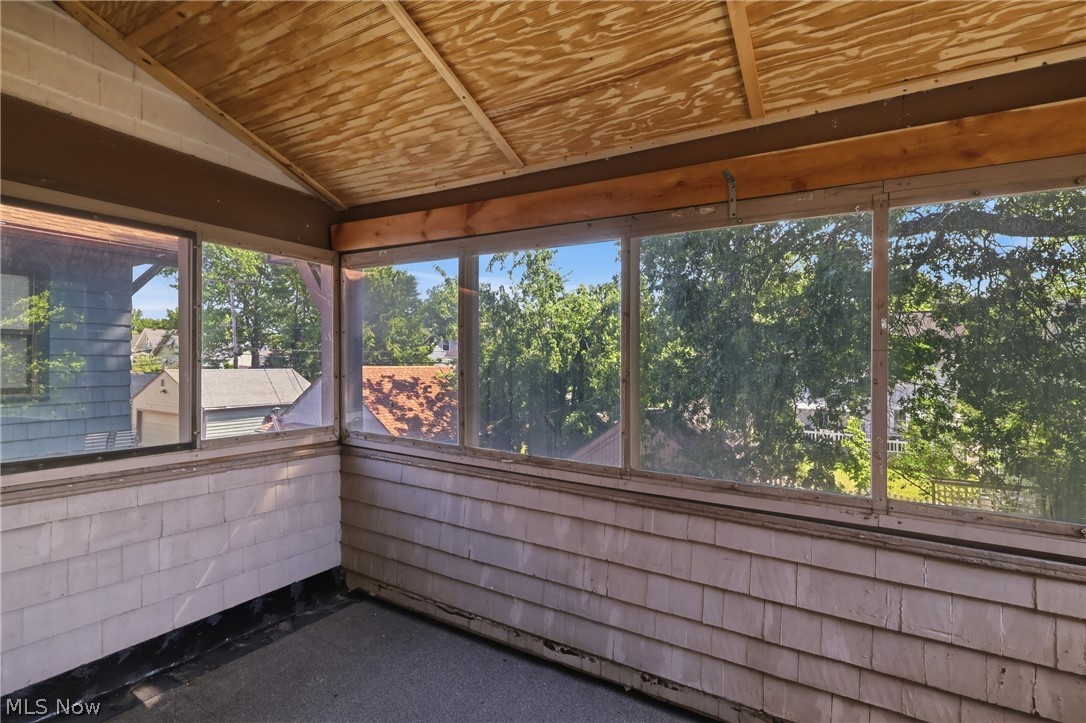 1539 Elbur Avenue Lakewood OH 44107