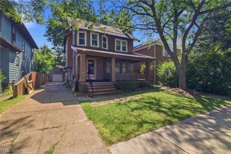 1539 Elbur Avenue Lakewood OH 44107