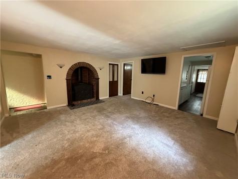 101 E 238th Street Cleveland OH 44123
