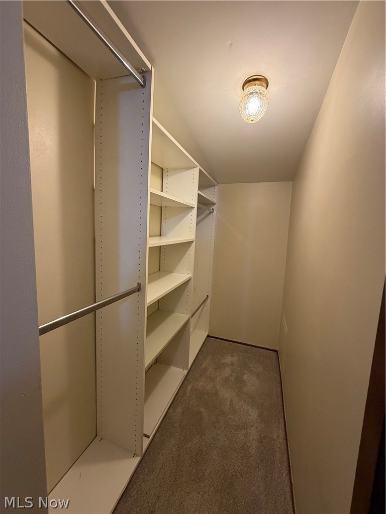 101 E 238th Street Cleveland OH 44123