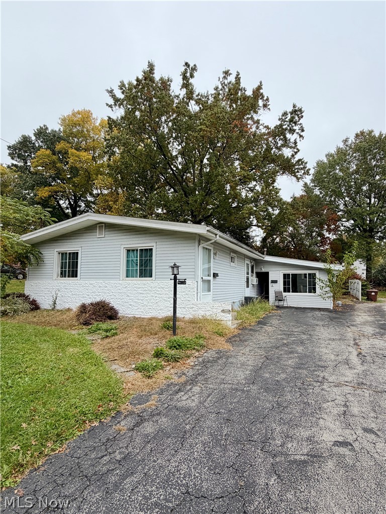 74 Homestead Drive Boardman OH 44512