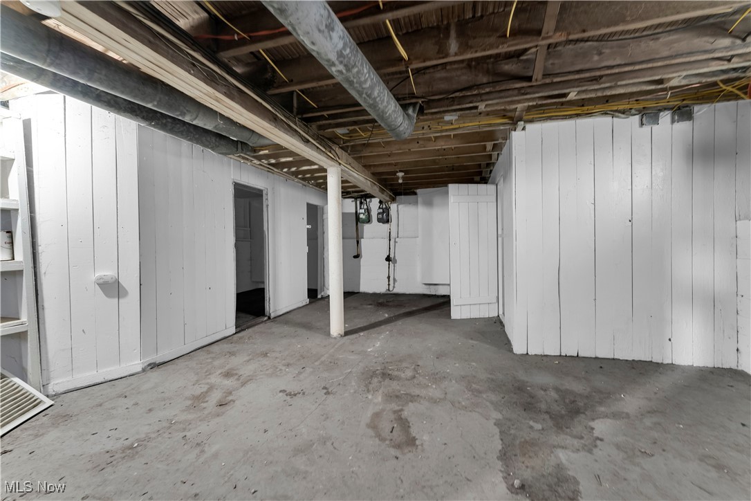 414 E 147th Street Cleveland OH 44110