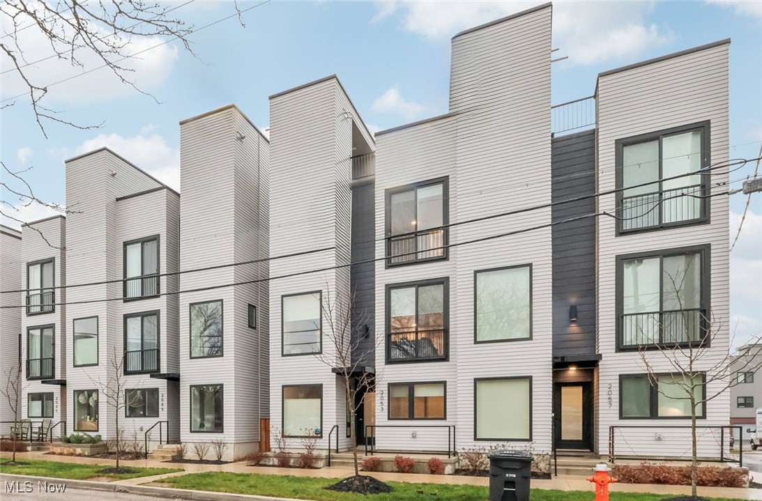 2053 W 20th Street Cleveland OH 44113