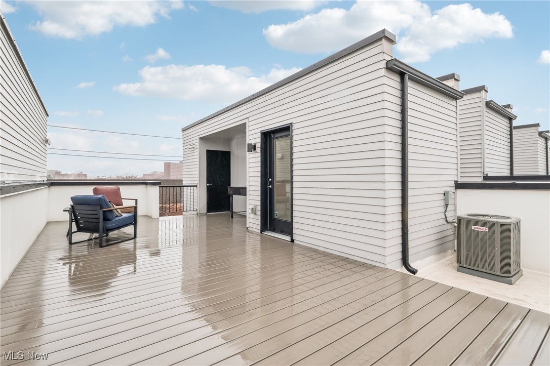 2053 W 20th Street Cleveland OH 44113