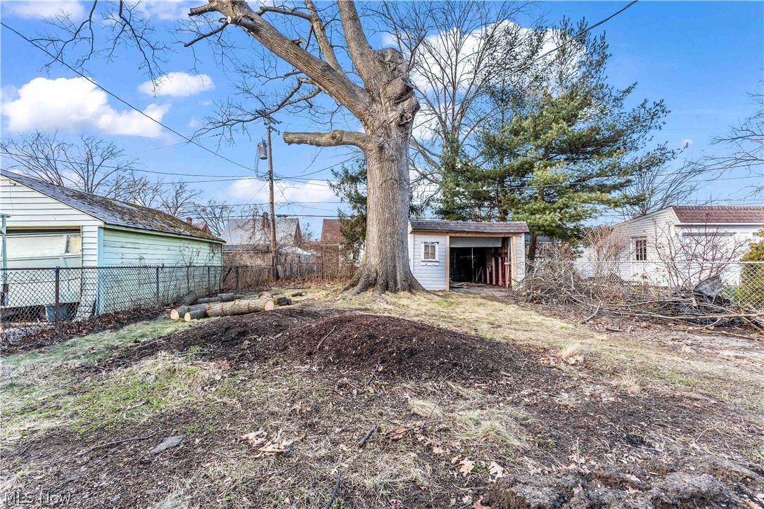 13514 Emery Avenue Cleveland OH 44135