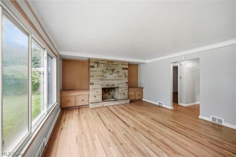 2017 Natona Road Euclid OH 44117