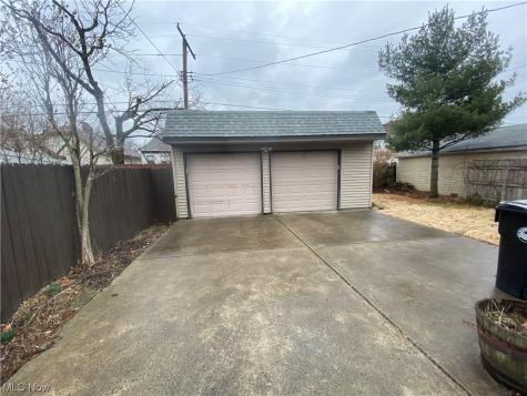 3759 W 136th Street Cleveland OH 44111