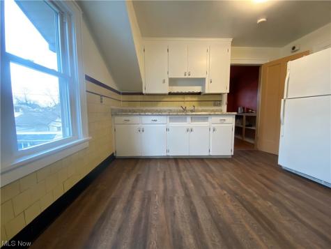 3759 W 136th Street Cleveland OH 44111