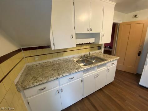 3759 W 136th Street Cleveland OH 44111