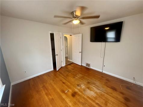 33 Pierce Avenue Cuyahoga Falls OH 44221