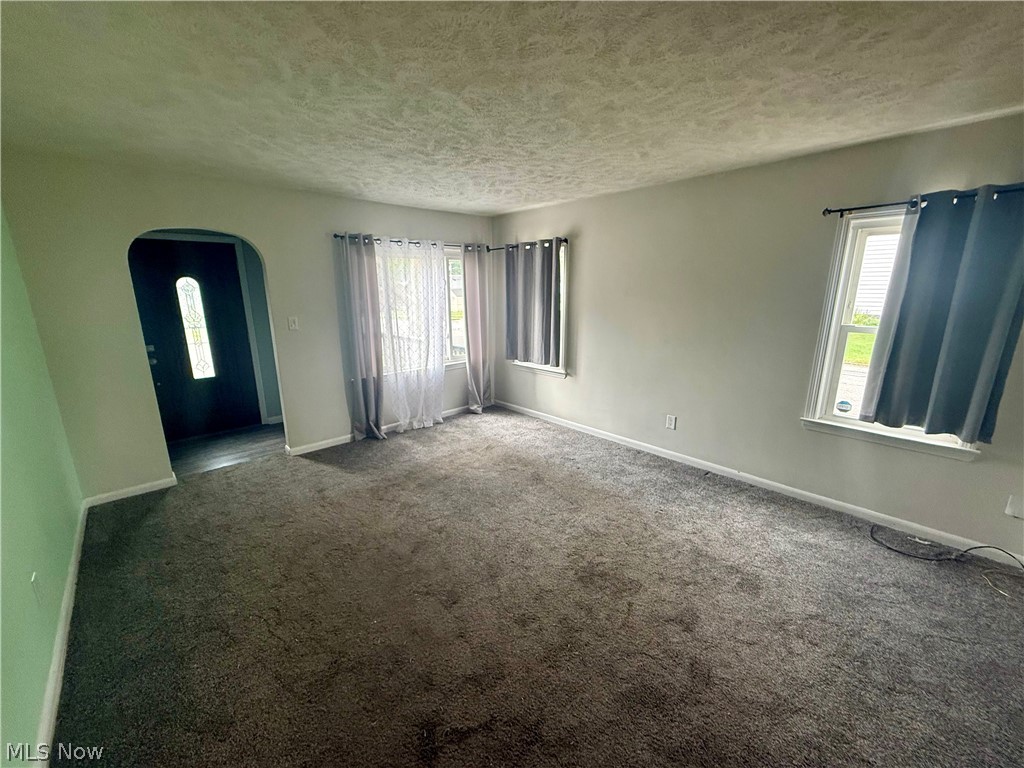 33 Pierce Avenue Cuyahoga Falls OH 44221