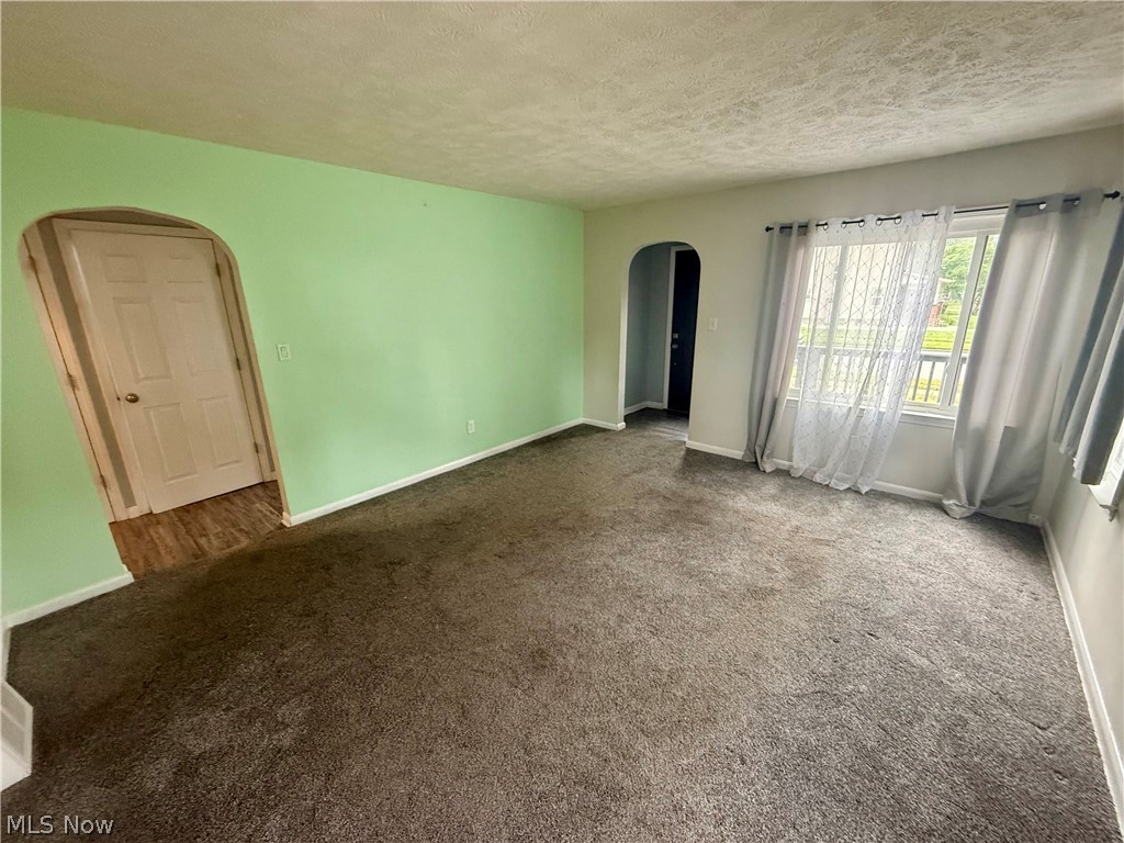 33 Pierce Avenue Cuyahoga Falls OH 44221