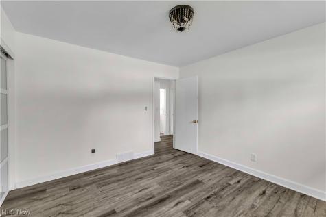 171 Lakewood Drive Avon Lake OH 44012