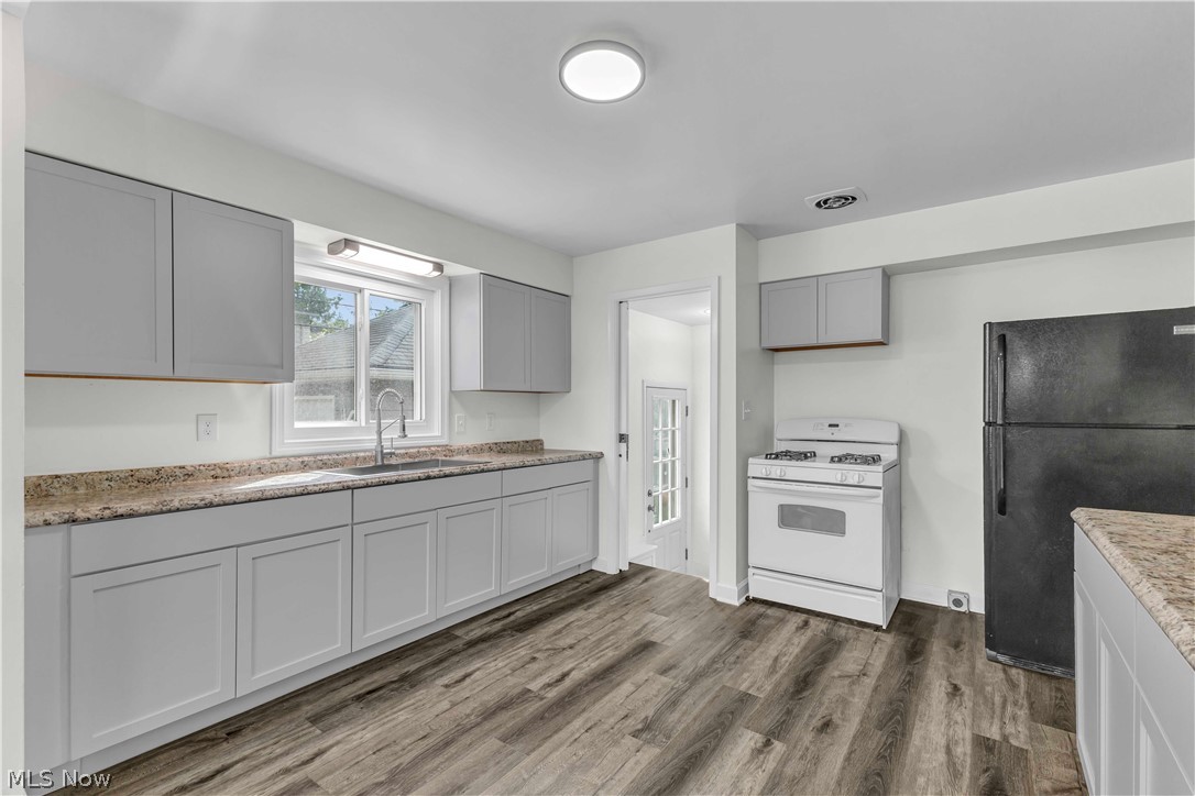 171 Lakewood Drive Avon Lake OH 44012